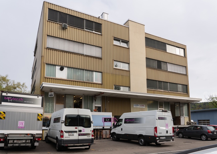 Firma-Aussenansicht
