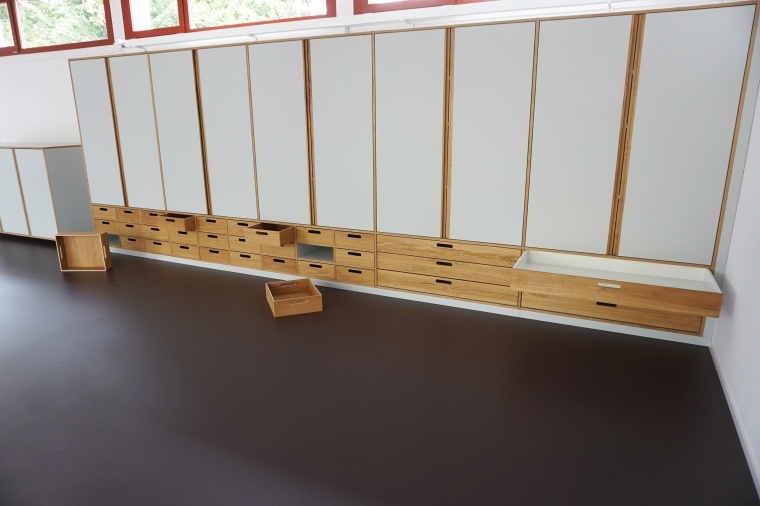 Schrank Kindergarten